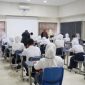 Ilustrasi tes kesehatan  penerima program kelas beasiswa PT TIMAH.