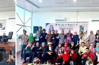 Bedah novel sejarah Seandainya Tun Dalam Todak Mencabut Keris karya sastrawan senior Rida K Liamsi. (Foto: ist)