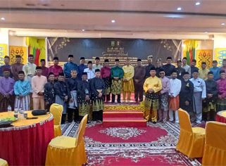 LAMR gelar Milad ke-56 di Balai Adat LAMR, Pekanbaru. (Foto: ist)