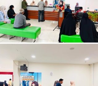 Suasana Pelayanan Rahn Gadai Emas di BRKS Arifin Ahmad, Pekanbaru.