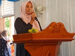  Ili Rabiah, Ketua Komite SD Negeri 004 Genting Pulur, Kecamatan Jemaja Timur. (Foto: ist)