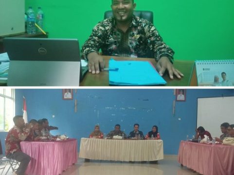 Mudahir, Camat Jemaja (atas) dan suasana rapat koordinasi desa dan kelurahan se-Kecamatan Jemaja di Aula Kantor Camat Jemaja. (Foto: Bambang)