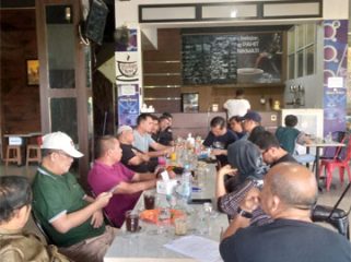 Rapat persiapan Perayaan HUT ke-6 JMSI dan pelantikan pengurus JMSI Provinsi Riau Periode 2025-2030. (Foto: ist)
