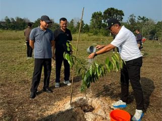 Penanaman pohon dalam rangka memperingati Hari Lingkungan Hidup Sedunia 2026. (Foto: BRKS)