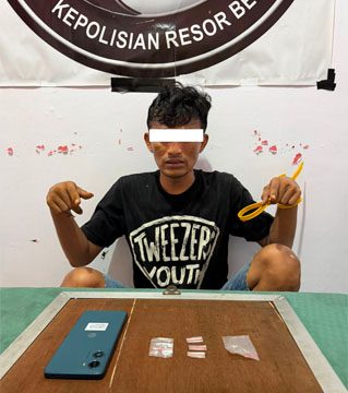 Tersangka kasus dugaan peredaran narkotika jenis sabu di wilayah Kecamatan Mandau. (Foto: ist)