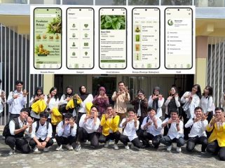 Dosen pengampu matakuliah Budaya Melayu berfoto bersama mahsiswa Unilak