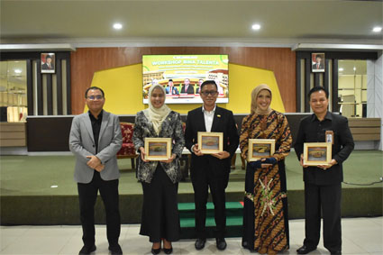 Foto bersama Workshop Bina Talenta di Aula Pustaka Universitas Lancang Kuning. (Foto: ist)