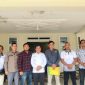 Foto bersama usai audiensi jajaran pengurus inti KONI dengan Bupati Kepulauan Meranti, AKBP (Purn) H. Asmar, di Kantor Bupati Kepulauan Meranti. (Foto: ist)