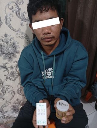 DPO kasus narkotika berhasil diamankan Tim Opsnal Polsek Rupat. (Foto: ist)