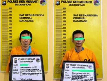 Dua tersangka diduga melakukan transaksi narkotika jenis sabu. (Foto: ist)