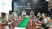 Konsul Malaysia Kunjungi Imigrasi Selatpanjang, Tekankan Jalur Legal demi Lindungi PMI