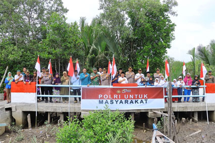 Peresmian Jembatan Merah Putih Presisi Tahap II di Jalan Nelayan, Dusun I, Desa Mayang Sari, Kecamatan Merbau. (Foto: ist)