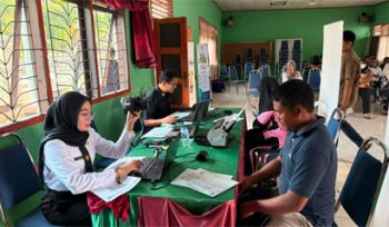 Kantor Imigrasi Kelas II TPI Selatpanjang langsung ke masyarakat untuk melayanan pembuatan paspor melalui program PASPORIA. (Foto: ist)