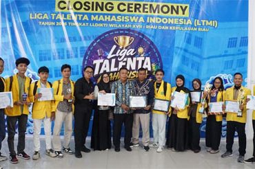 Foto bersama dalam Liga Talenta Mahasiswa Lldikti Wilayah. (Foto: ist) 