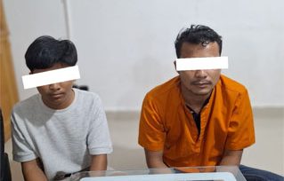 Dua tersangka terduga pelaku penyalahgunaan narkotika jenis ekstasi. (Foto: ist)