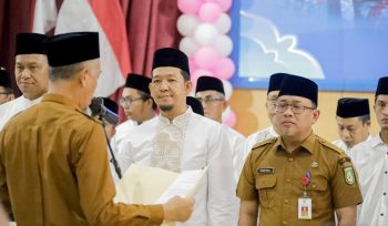 Wali Kota Dumai H Paisal melantik pengurus LPTQ