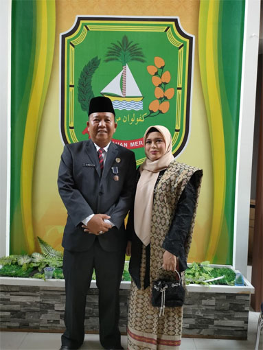 Ardath dan istri. (Foto: ist)