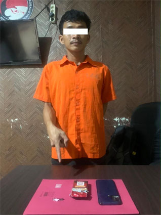 Tersangka tindak pidana narkotika jenis sabu. (Foto: ist)