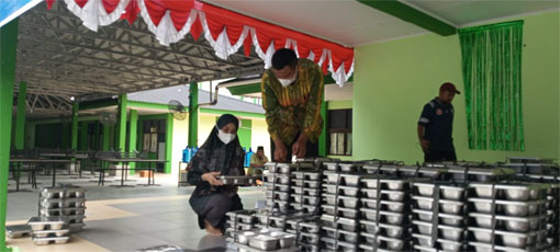 Sekolah diliburkan, MBG tetap melaju seperti biasa.. (Foto: ist) 