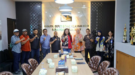 Foto bersama sinergi PWI dan BP Batam peningkatan kompetensi wartawan Lewat UKW.  (Foto: ist)