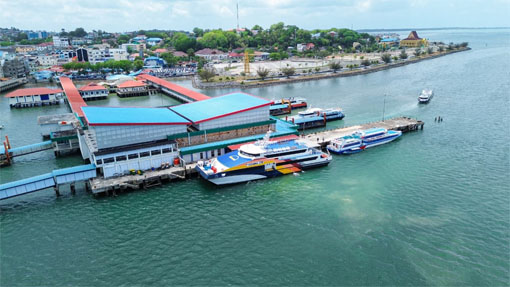 Gambar dari Udara Terminal Penumpang Sri Bintan Pura - Pelabuhan Tanjungpinang. (Foto: Dokumentasi)