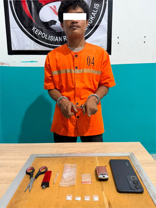 Tersangka tindak pidana narkotika jenis sabu. (Foto: ist)