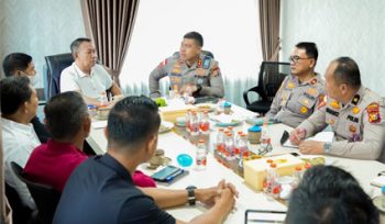 Rakor Kapolres Kepulauan Meranti AKBP Gede Prasetia Adi Sasmita SIK bersama Wakil Bupati Muzamil Baharudin dan dihadiri Ketua DPRD Khalid Ali, Sekda Sudandri Jauzah, Kapolres AKBP Gede Prasetia Adi Sasmita, serta sejumlah pejabat terkait di Ruang Rapat Wakil Bupati Kepulauan Meranti, Jumat (7/8/2026). (Foto: ist)