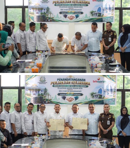 Tanda tangan Kerja sama antara PT Bank Riau Kepri Syariah (BRK Syariah) Cabang Bagansiapiapi dengan Kejaksaan Negeri Rokan Hilir. (Foto: ist)