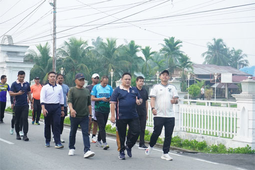 Polres Kepulauan Meranti bersama Forkopimda Kabupaten Kepulauan Meranti laksanakan olahraga bersama. (Foto: Humas Polres Kepulauan Meranti)