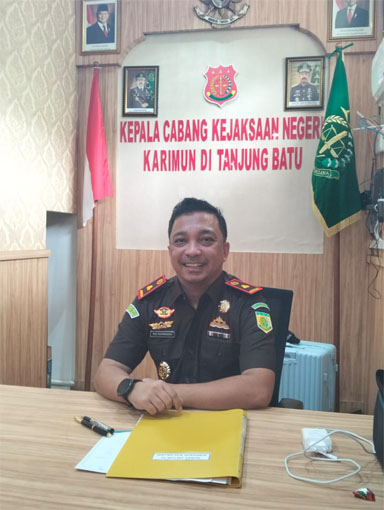 Rezi Dharmawan, SH, MH, Kepala Cabang  Kejaksaan Negeri Karimun di Tanjungbatu (Foto: Raja Juraimi)