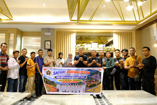 Safari Jurnalistik PWI Kabupaten Kepulauan Meranti ke Pekanbaru dan Sumatera Barat. (Foto: ist)