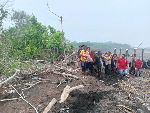 Mancing Dua Pelajar Tenggelam di Pantai Senekip Bengkalis, Satu Korban Selamat