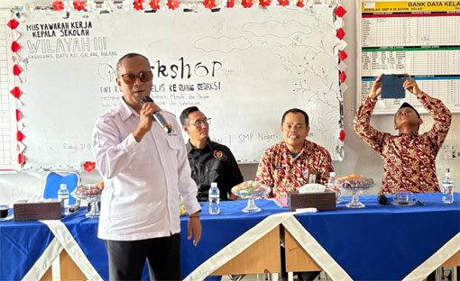 Perkuat Literasi, Ketua PWI Kepri Ajak Kepala Sekolah Batam Kolaborasi dengan Media